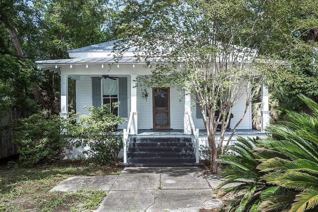 29 5th St, Apalachicola, FL 32320 Zillow