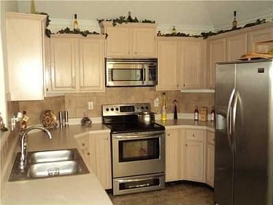 3rd image of 3987 Shinault Ln
