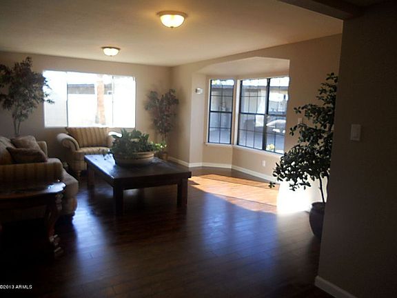 4th image of 3623 E Sunnyside Dr