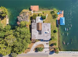 241 SE Kings Bay Dr, Crystal River, FL 34429