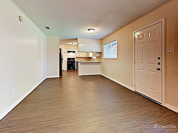5th image of 9707 Ella Blvd