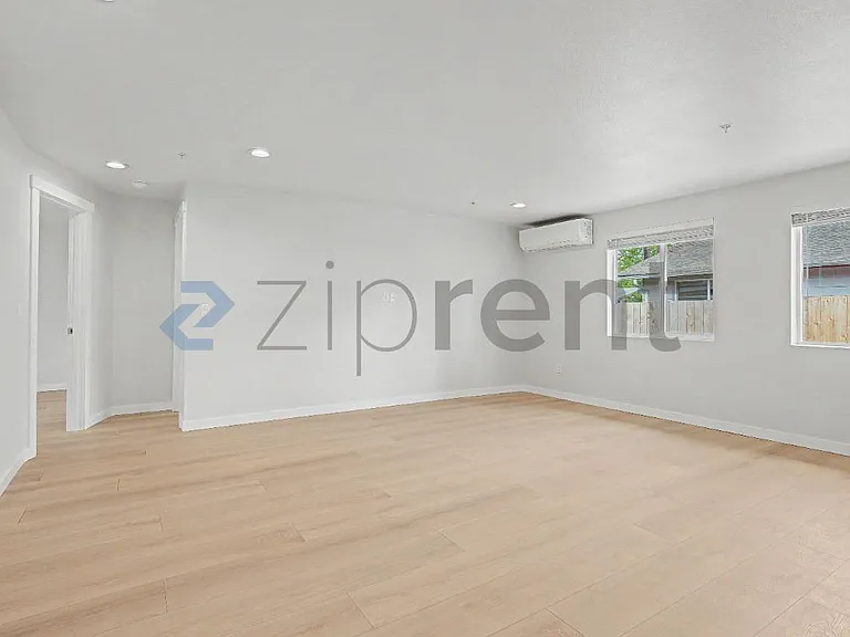 4329 Arnold St NE #4329 — Photo 8