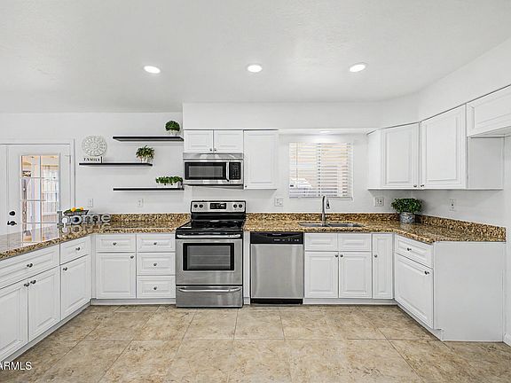 5th image of 539 N 111TH Place
