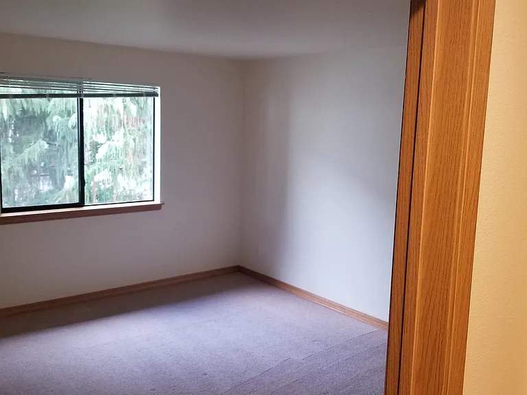 Meridian Place — Photo 34