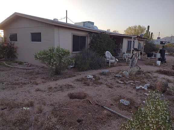 3rd image of 624 N Ironwood Dr