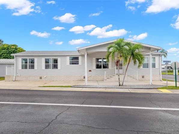 166 AMERICANA COURT NE #224, ST PETERSBURG, FL 33702