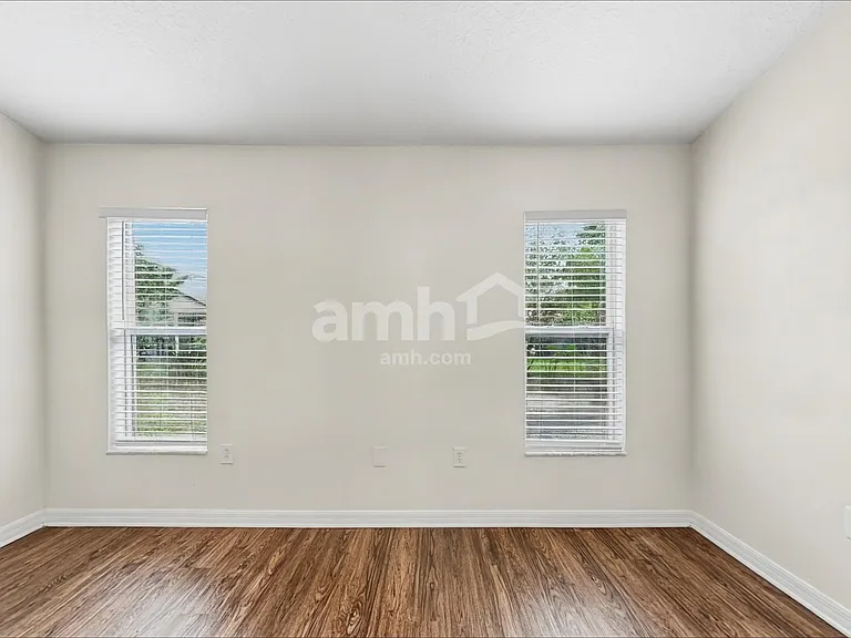 1002 Cristelle Jean Dr — Photo 9