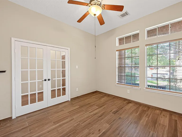 3719 Apple Hollow Ln — Photo 13