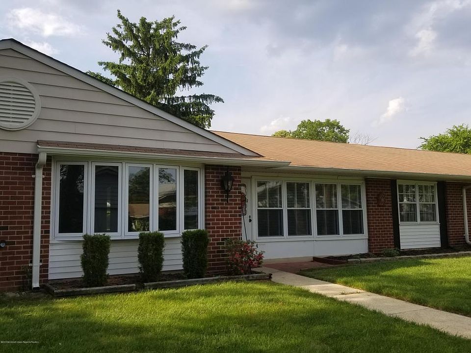 1st image of 1075B Argyll Cir #100B