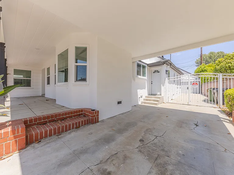 3972 Hubert Ave — Photo 18