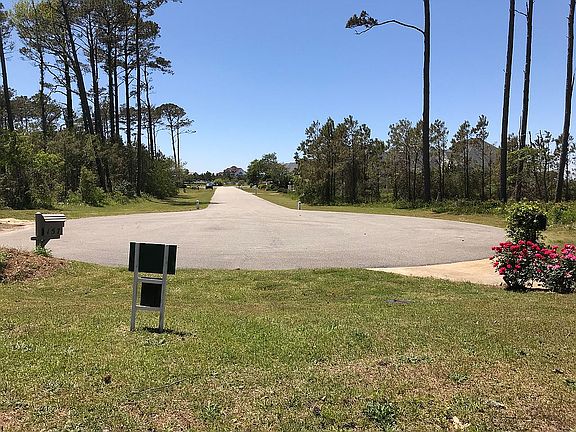 3rd image of 159 Fort Hugar Way