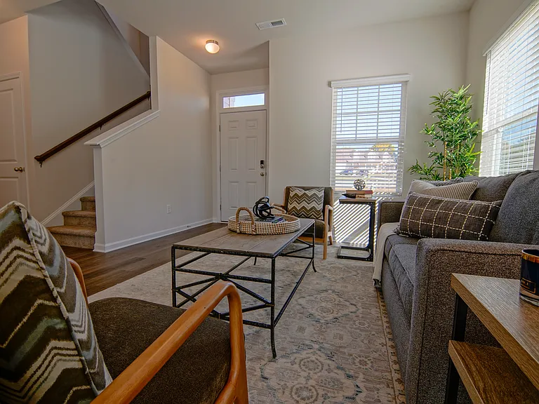 100 Ping Ct — Photo 30