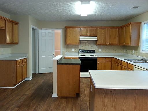 5th image of 4800 Hodgdon Corners Cv