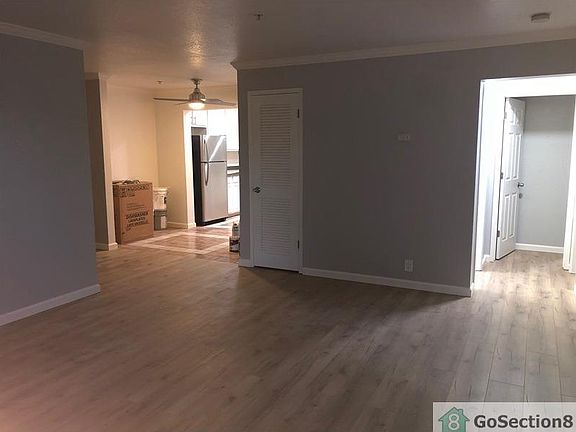 3rd image of 9724 Mountain Blvd APT 1