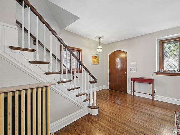 4th image of 7851 Cornell Ave