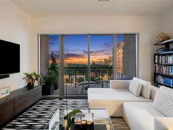 222 12th St NE Unit 2105, Atlanta, GA 30309
