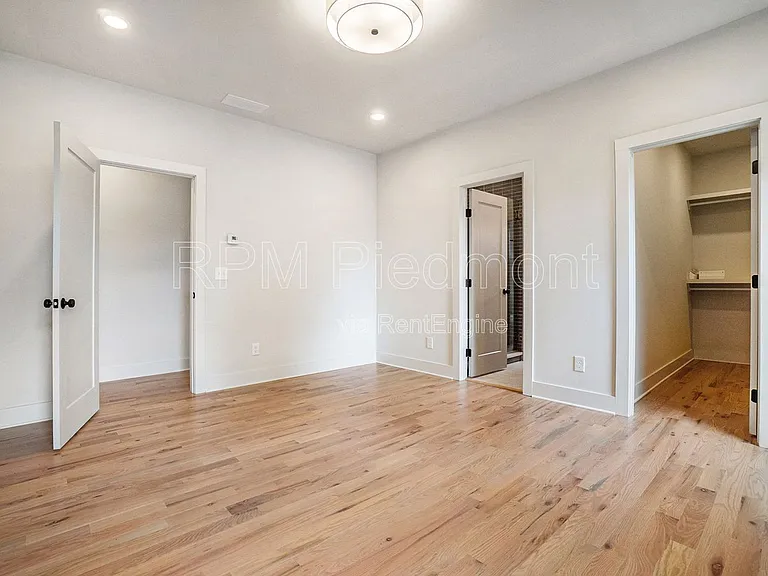 1081 Hill St SE #B — Photo 20