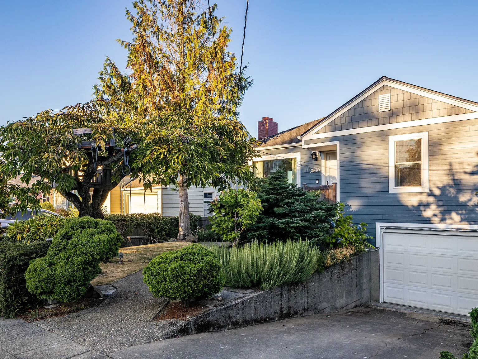 3030 Belvidere Ave SW — Photo 1