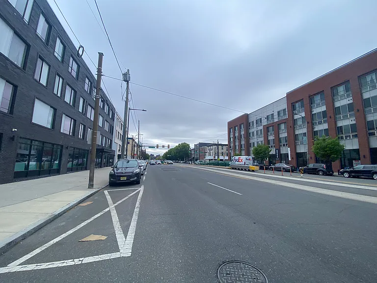 458 E Girard Ave #2R — Photo 16