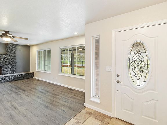 5th image of 6000 Bourbon Ln