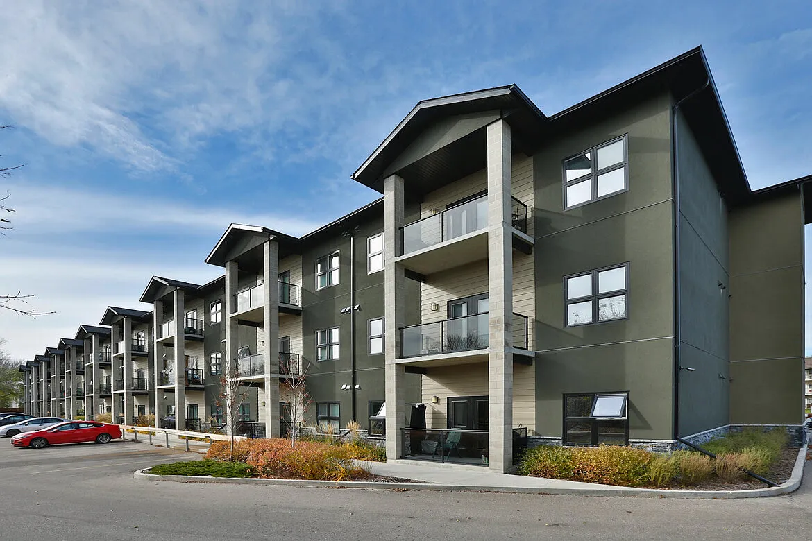Tamarack Pointe — Photo 2