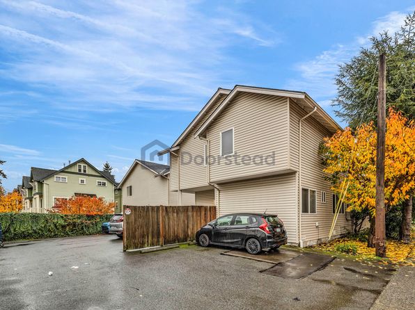 8860 Midvale Ave N #8860