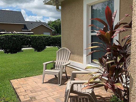 4th image of 2410 Heron Ct