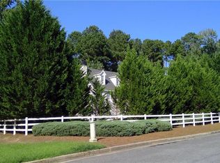 3027 Clearbrook Dr, Marietta, GA 30068
