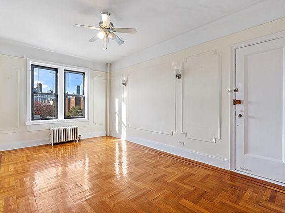 2nd image of 4342 45th St APT 5R