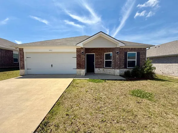 1411 Monterey Dr, Longview, TX