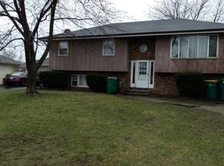 1621 Fitzpatrick Ct, Joliet, IL 60431