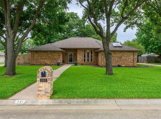 341 Village Tree Dr, Highland Village, TX 75077