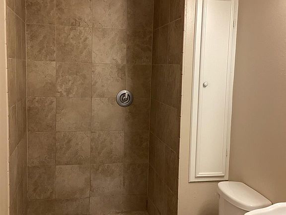 4th image of 2511 Peaceful Valley Dr