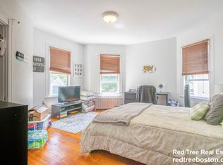 34 Pelham St, Newton, MA 02459