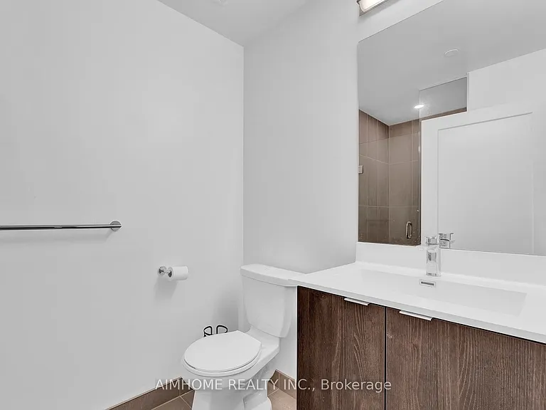 225 Village Green Sq #1006 — Photo 14