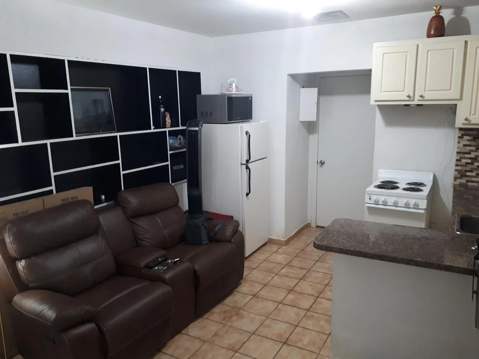 1 bed, 550 sqft, $1,800 — Photo 2