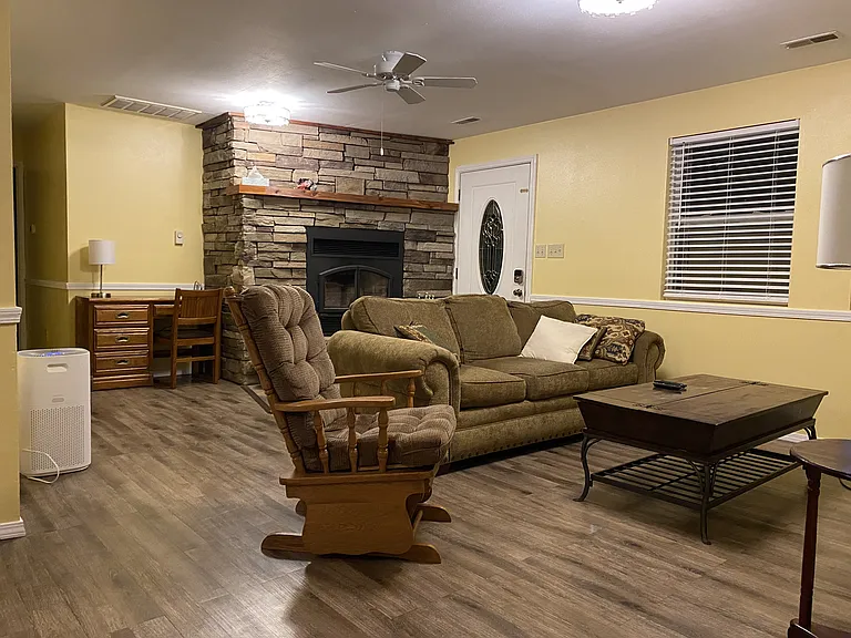 3900 Murphy Rd — Photo 1