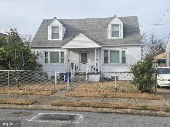 9310 Marsden St, Philadelphia, PA 19114
