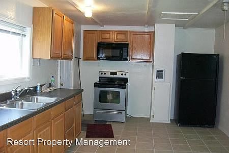2nd image of 303 E 10th Ave #B