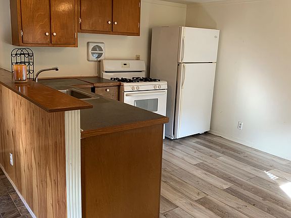 5th image of 7123 Odessa Dr