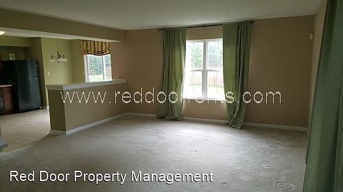 3rd image of 11493 Venetian Ct