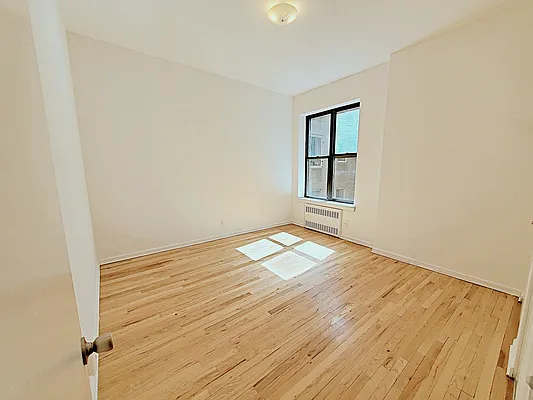 Rented by Rachel Realty | media 12