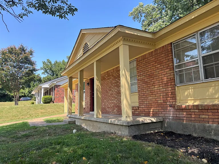 3154 Branch St — Photo 3