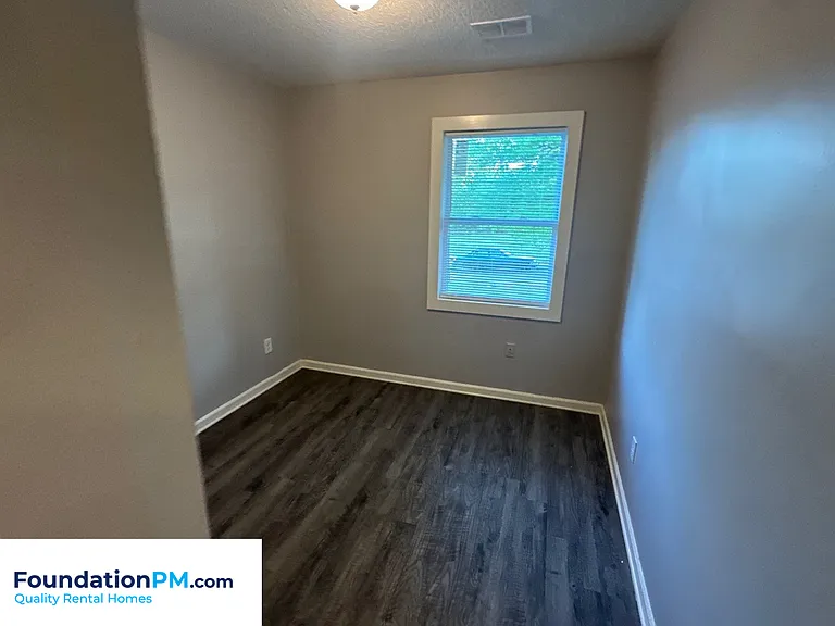 2601 Dakar Ave — Photo 11