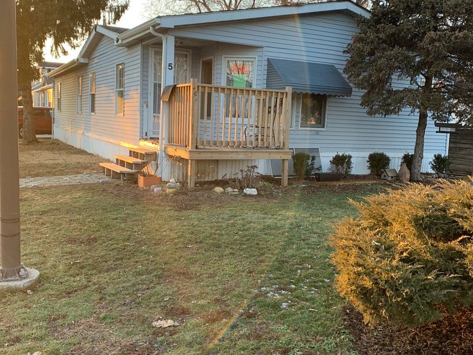 1st image of 5 Ironwood Dr