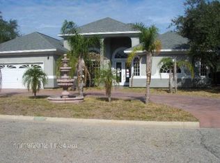 109 Forest Hls, Rockport, TX 78382