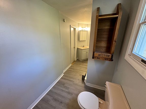 3rd image of 343 Hughes St #2