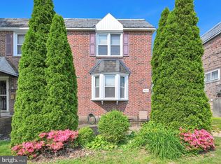 902 Kenwood Rd, Drexel Hill, PA 19026
