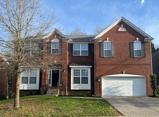 323 Forest Bend Dr, Mount Juliet, TN 37122