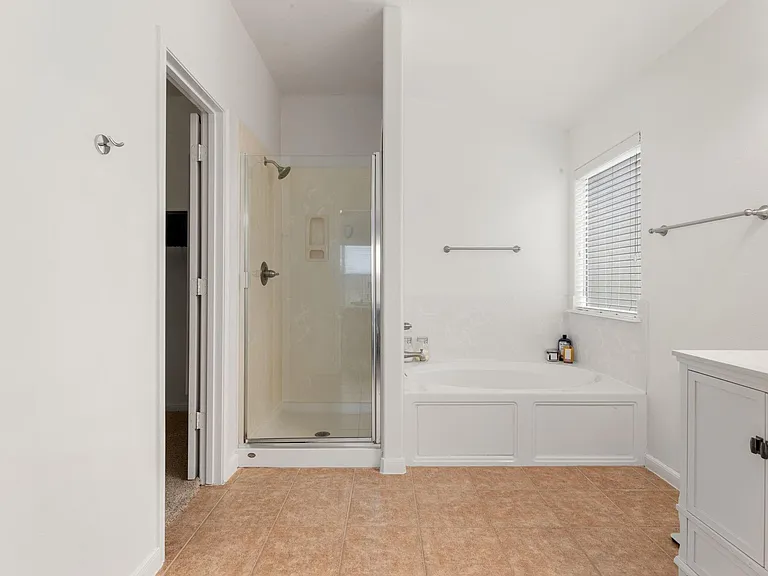 26542 Marble Point Ln — Photo 16